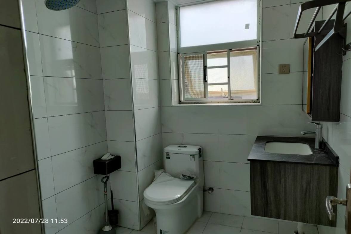 建设鑫苑  4室2厅2卫    3500.0元/月室内图