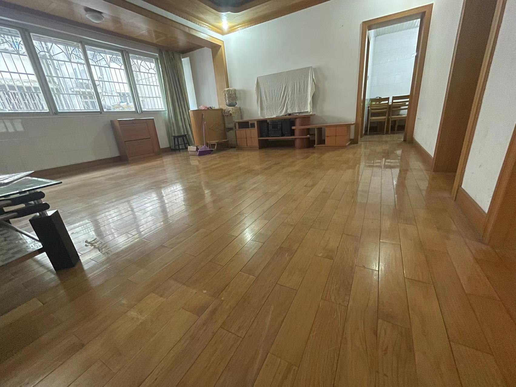 邮电新村  3室2厅1卫   25.00万