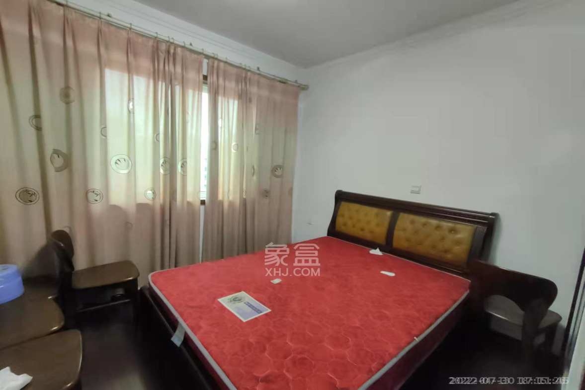 石塘冲 3室1厅1卫 1200.0元/月 石塘冲 3室1厅1卫 1200.0元/月室内图