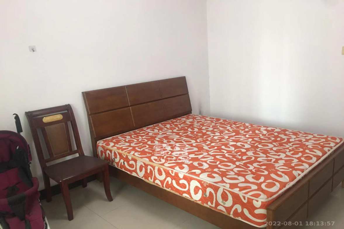 四季如春酒店(原名鑫元大酒店)  4室2厅2卫    3400.0元/月室内图