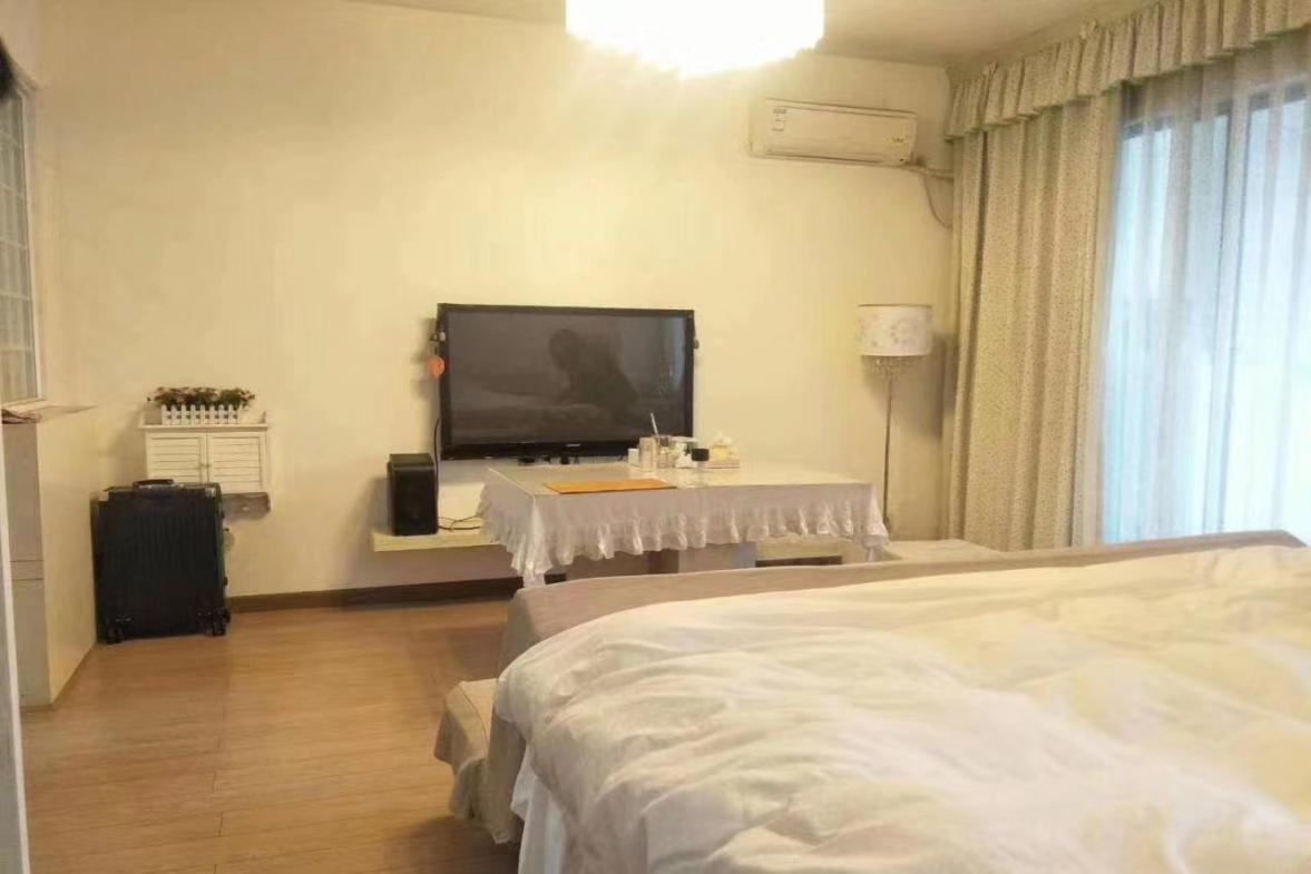 名仕华府  1室1厅1卫   1500.00元/月室内图