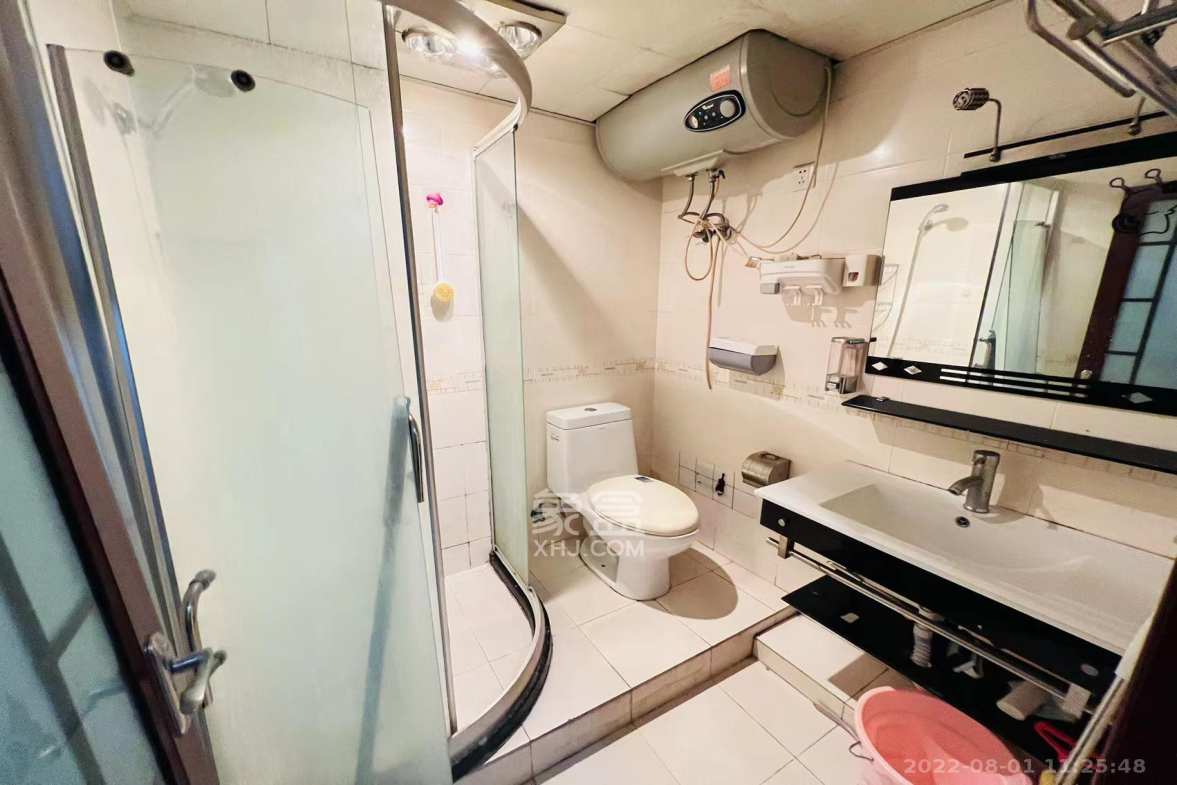 格蓝康都  1室1厅1卫    2100.0元/月室内图