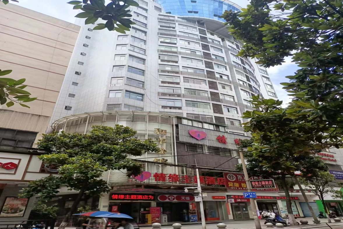 和平路行政公馆  1室1厅1卫   1400.00元/月室内图