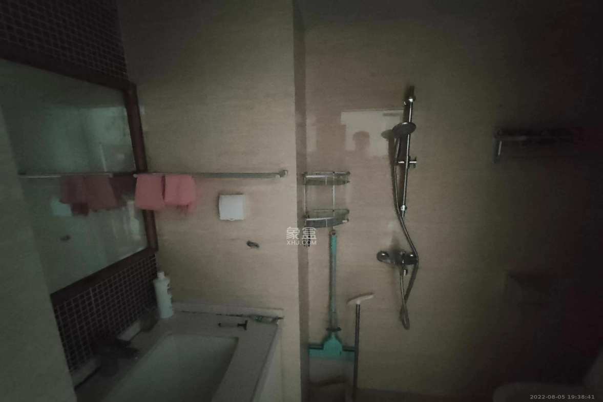 五江天街北区 1室1厅1卫 1600.0元/月 五江天街北区 1室1厅1卫 1600.0元/月室内图