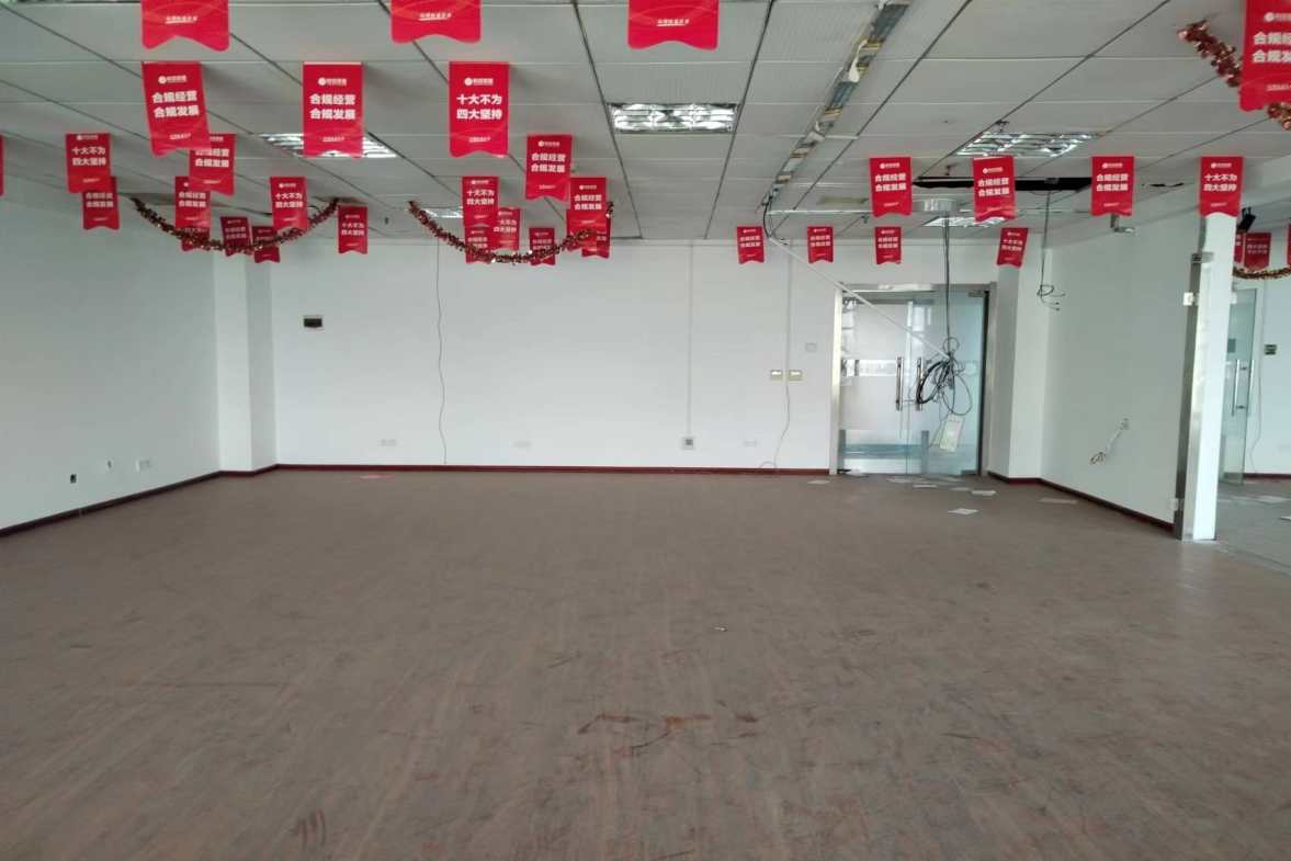 财富大厦  1室1厅1卫    5000.0元/月室内图1