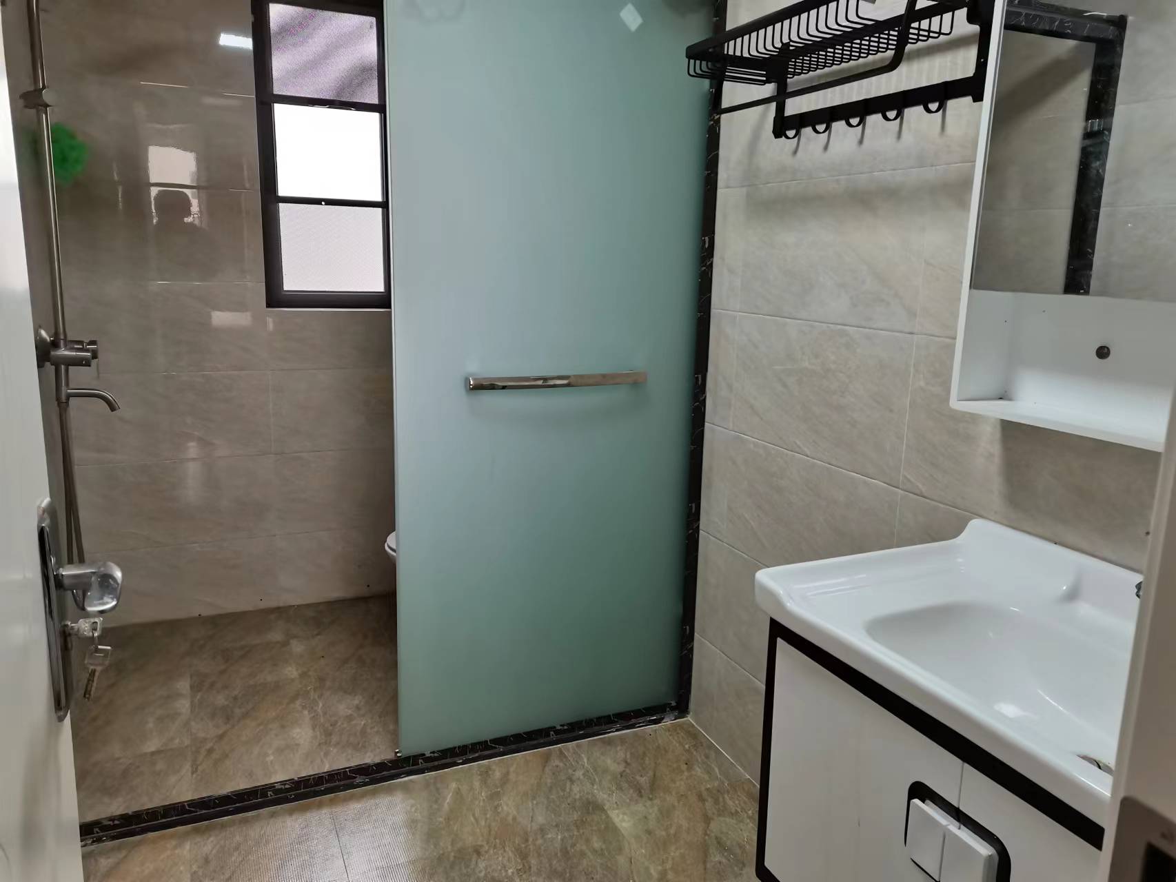 美的林城时代  4室2厅1卫    4500.0元/月