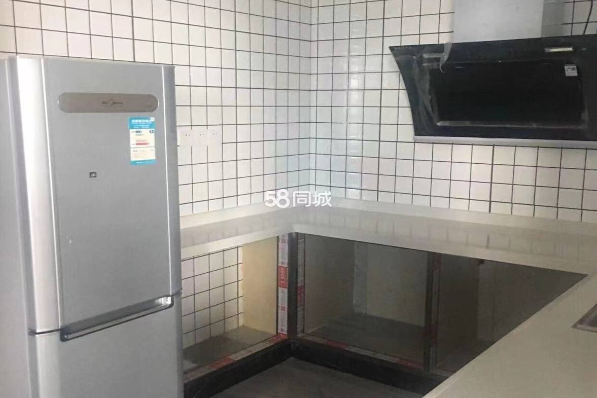 新九龙环球商业广场  2室1厅1卫    1400.0元/月室内图