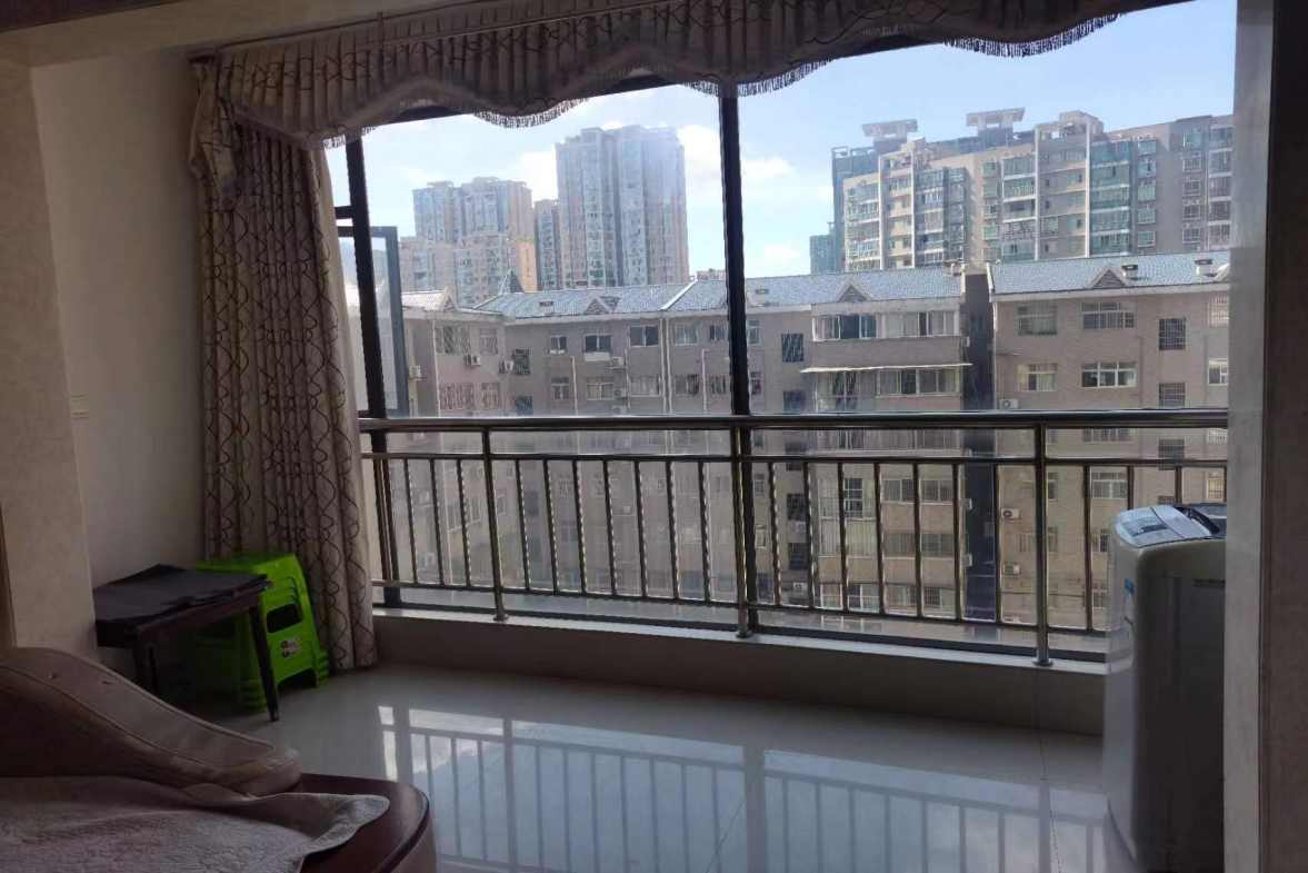 高星明居  3室2厅1卫   1800.00元/月室内图