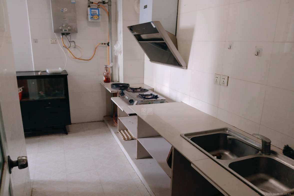 亿都国际城市首府 2室2厅1卫 1200.0元/月 亿都国际城市首府 2室2厅1卫 1200.0元/月室内图