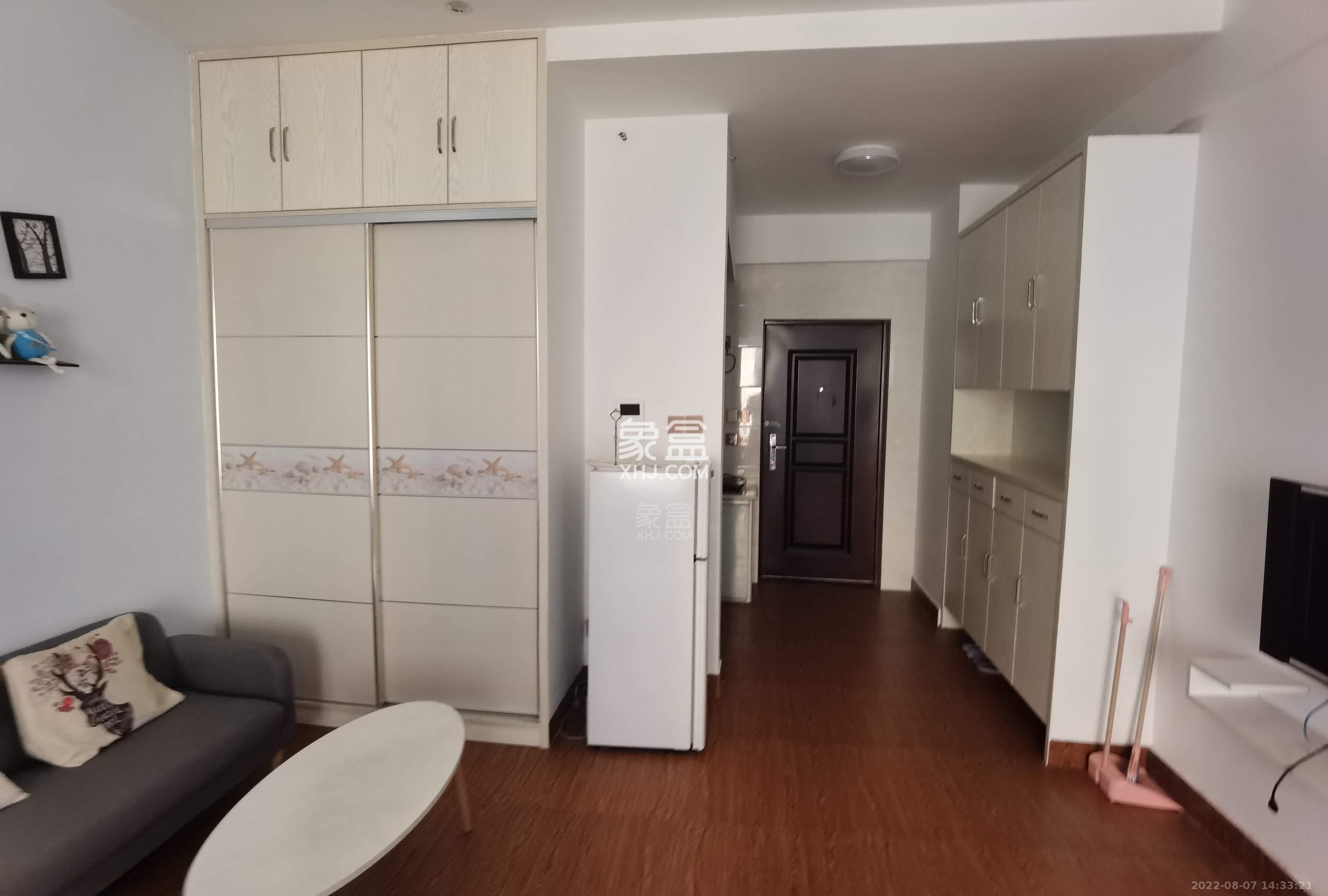 中泰财富湘江  1室1厅1卫    1500.0元/月