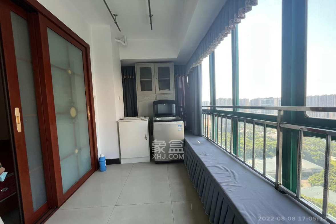 明城公寓 3室2厅2卫 2600.0元/月 明城公寓 3室2厅2卫 2600.0元/月室内图