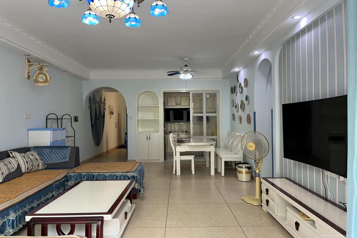 黑金时代广场 3室2厅2卫 2100.0元/月 黑金时代广场 3室2厅2卫 2100.0元/月室内图