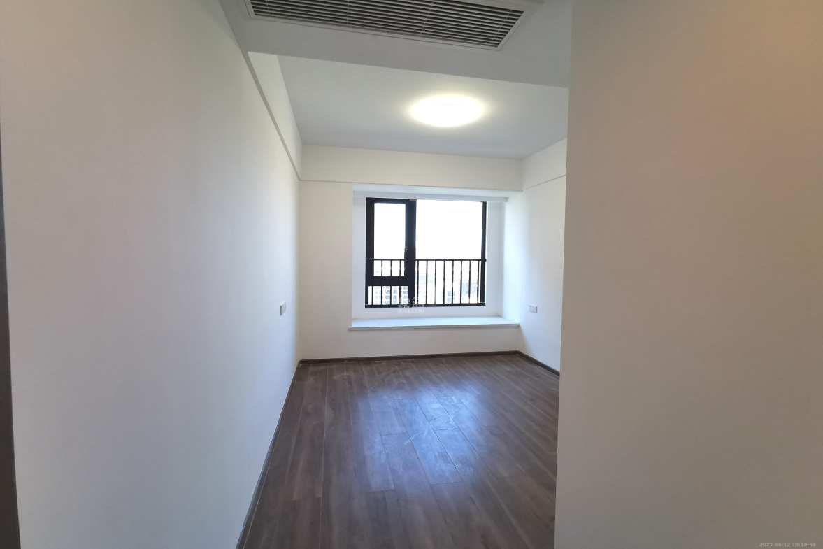 金茂建发观悦  4室2厅2卫    4000.0元/月室内图