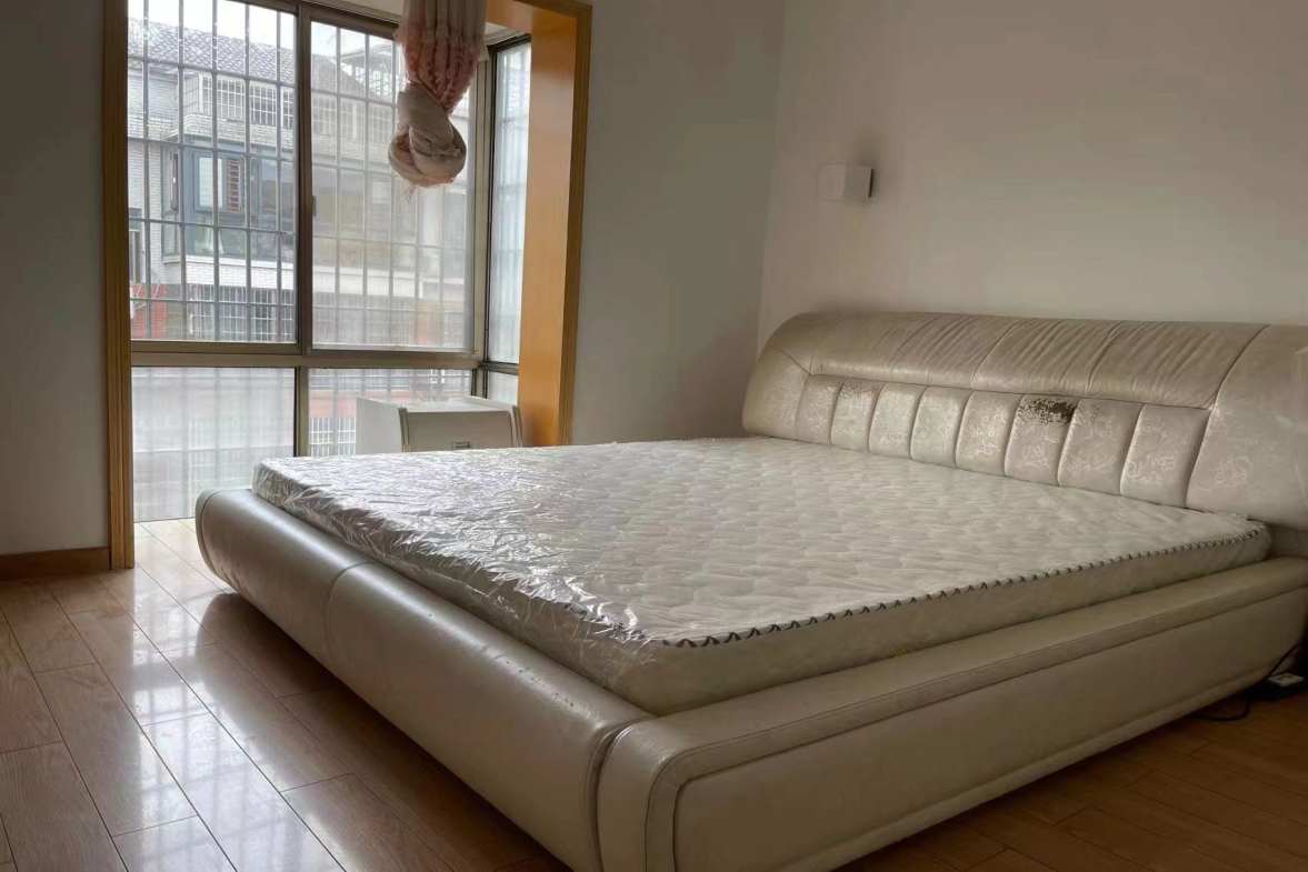 山水名苑 3室2厅2卫 49.8万 山水名苑 3室2厅2卫 49.8万室内图