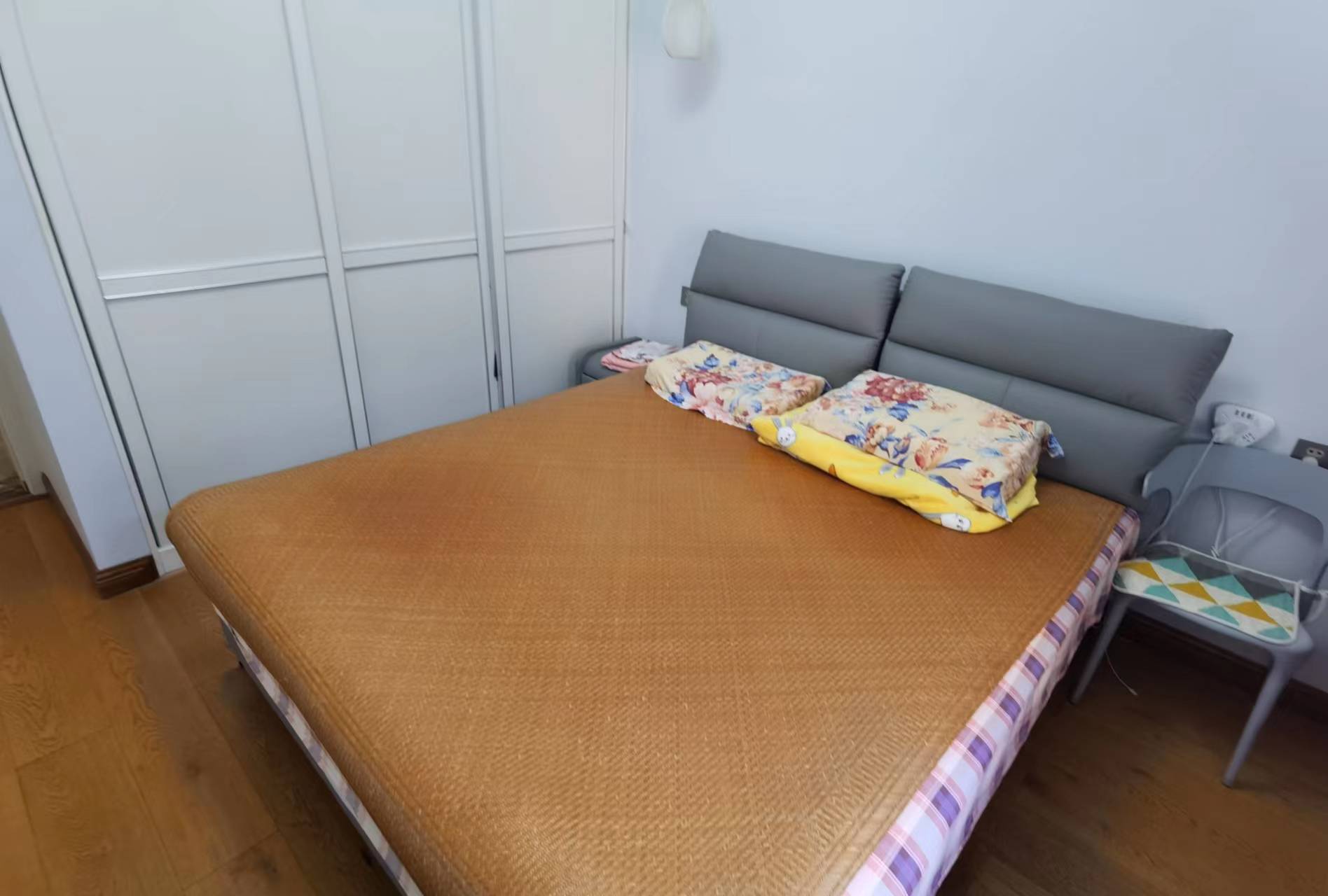 君临上海湾  3室2厅1卫    88.0万