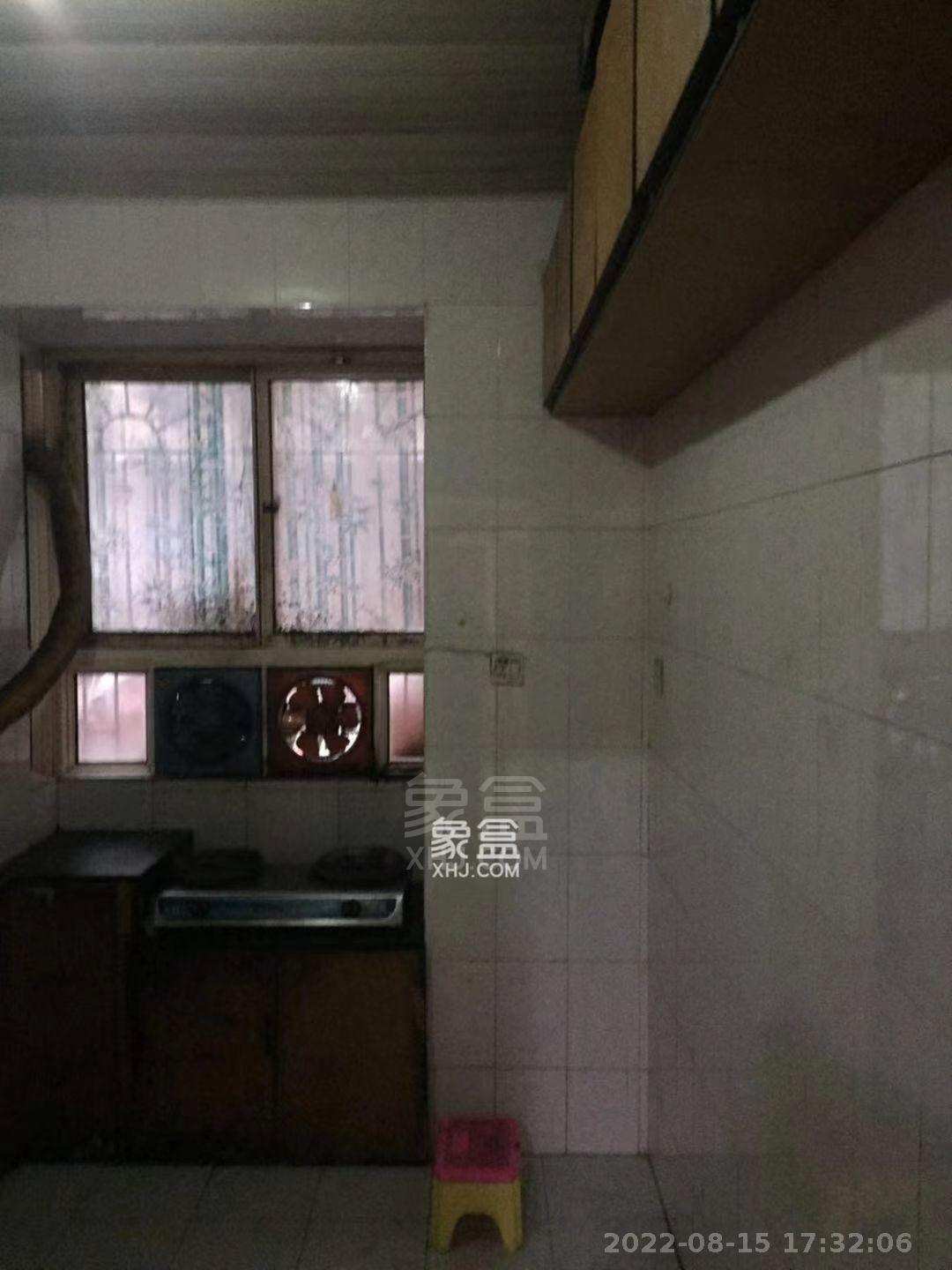 荣华居 2室1厅1卫 1300.0元/月 荣华居 2室1厅1卫 1300.0元/月室内图