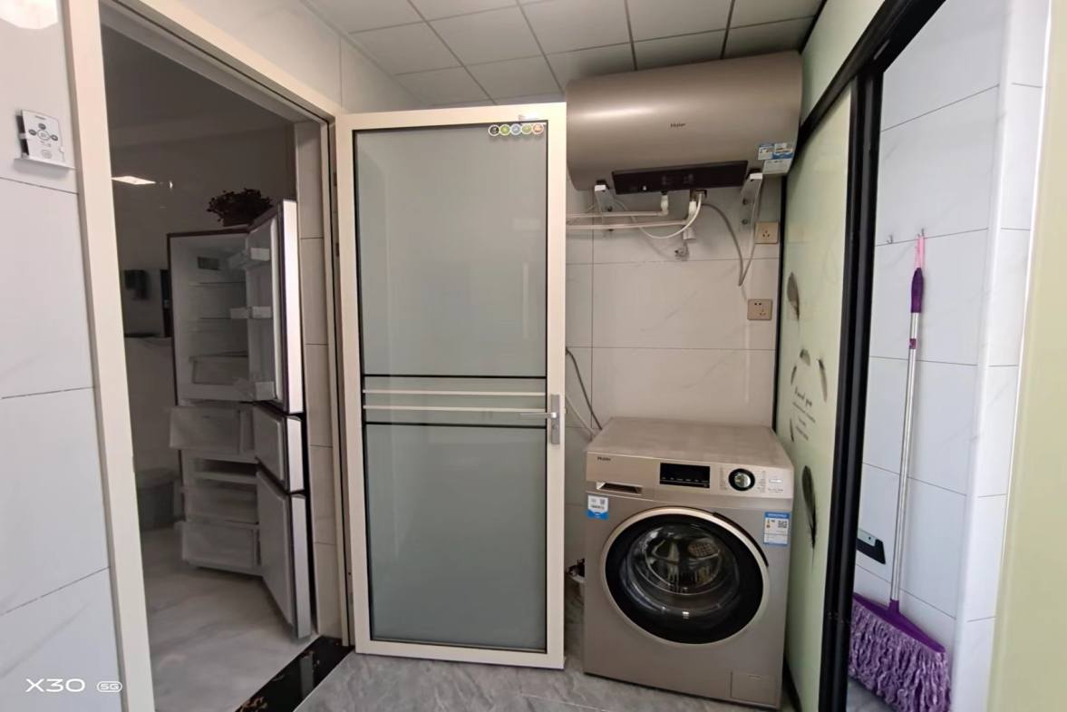 新九龙环球商业广场  2室1厅1卫    1500.0元/月室内图