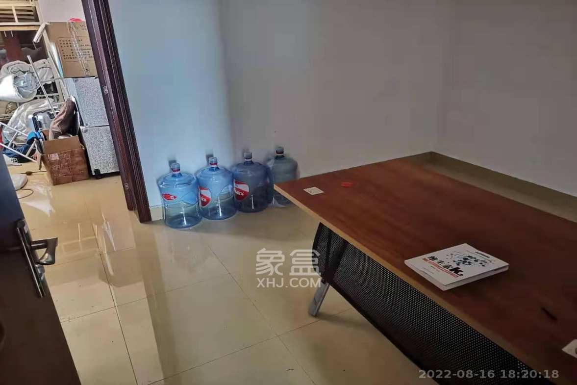 南国新城 5室4厅4卫 15000.0元/月 南国新城 5室4厅4卫 15000.0元/月室内图