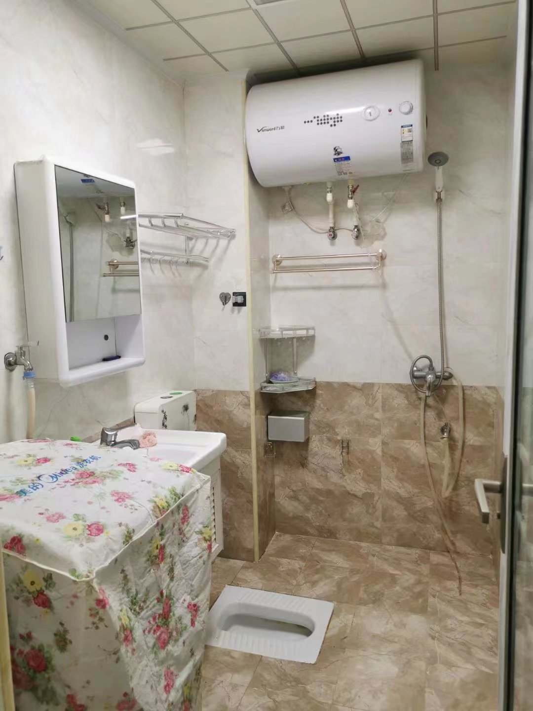 百弘学府城  1室1厅1卫    1200.0元/月室内图1