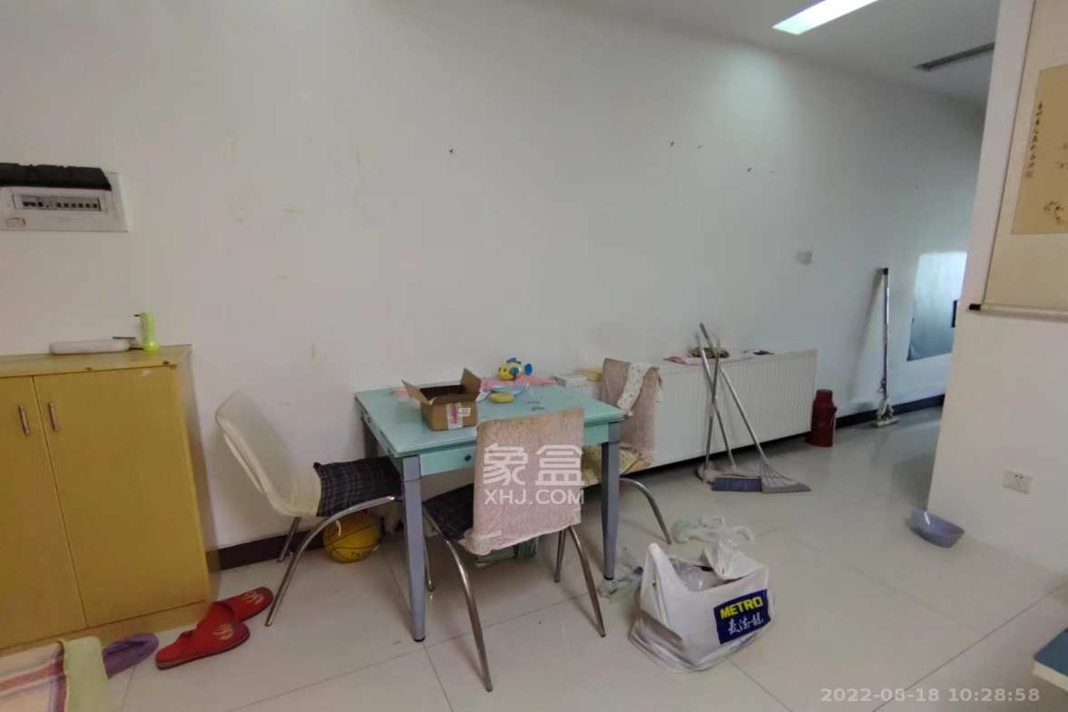 宏泽佳园  1室1厅1卫    2600.0元/月室内图