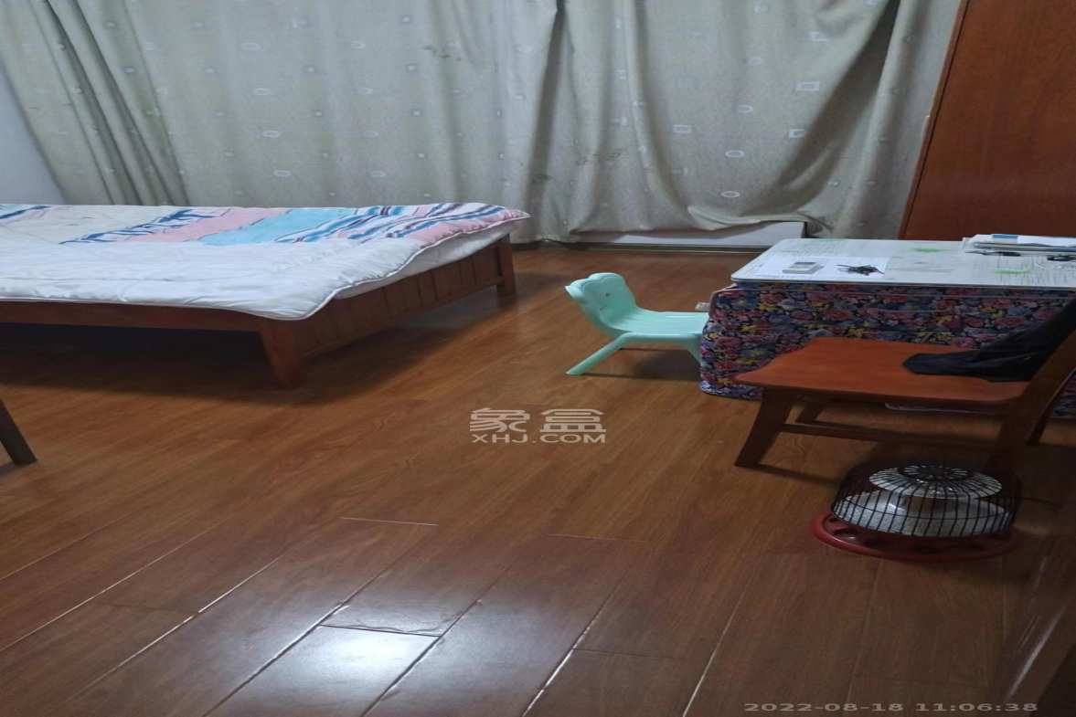 望兴景园一期  3室1厅1卫    2800.0元/月室内图