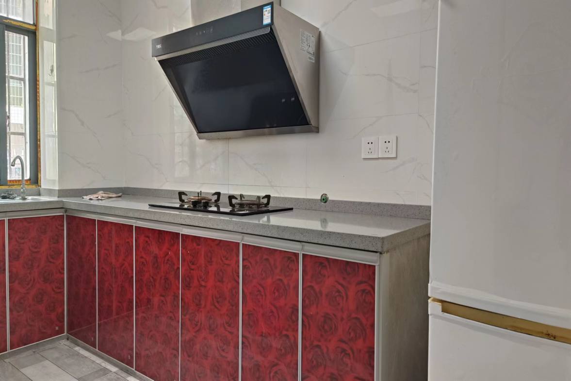 长湖小区  2室2厅1卫    1400.0元/月室内图