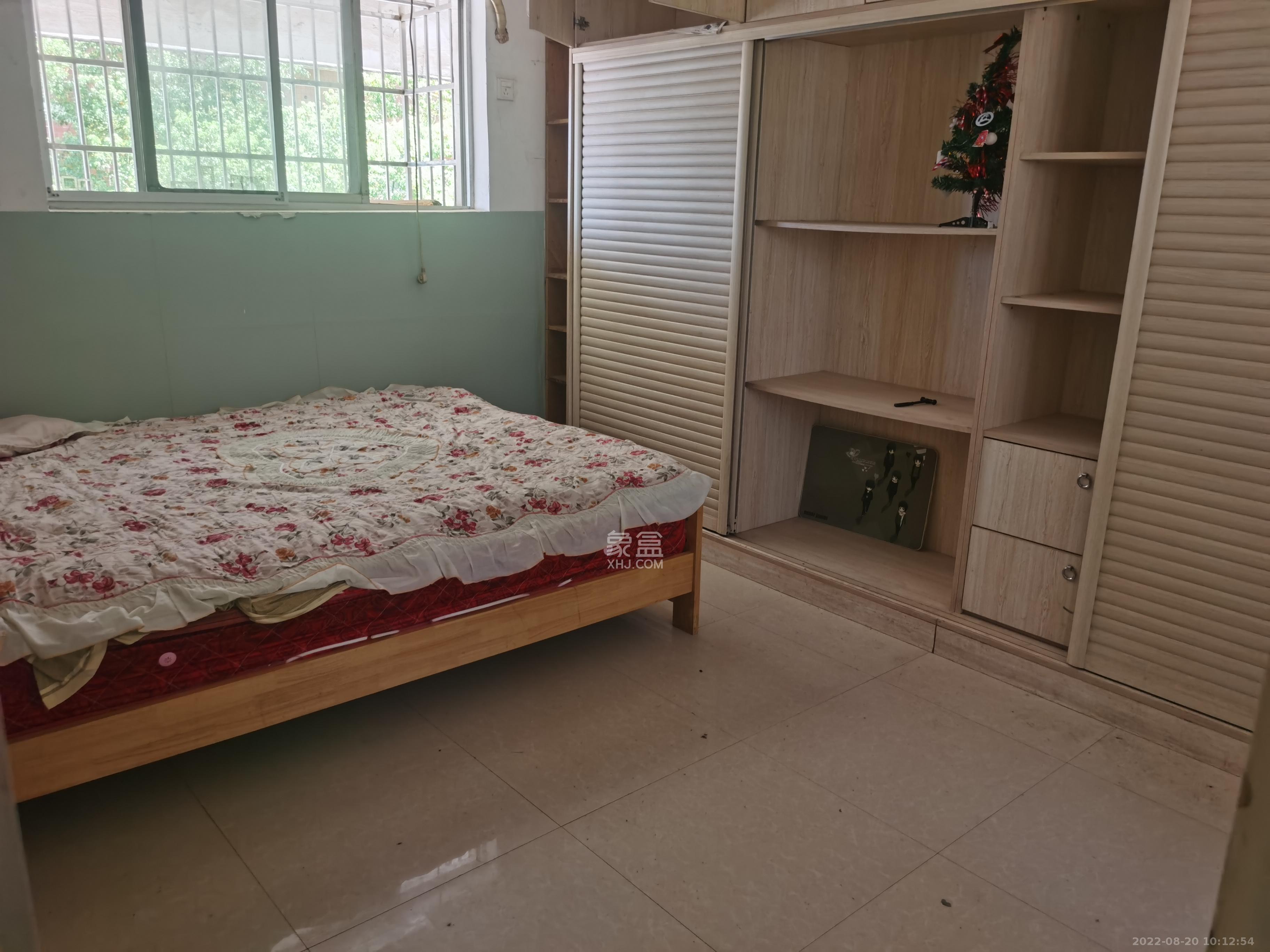 大众传媒教师公寓   30.0㎡      1500.0元/月室内图