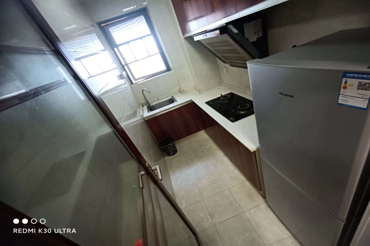 百弘学府城  1室1厅1卫    1000.0元/月室内图