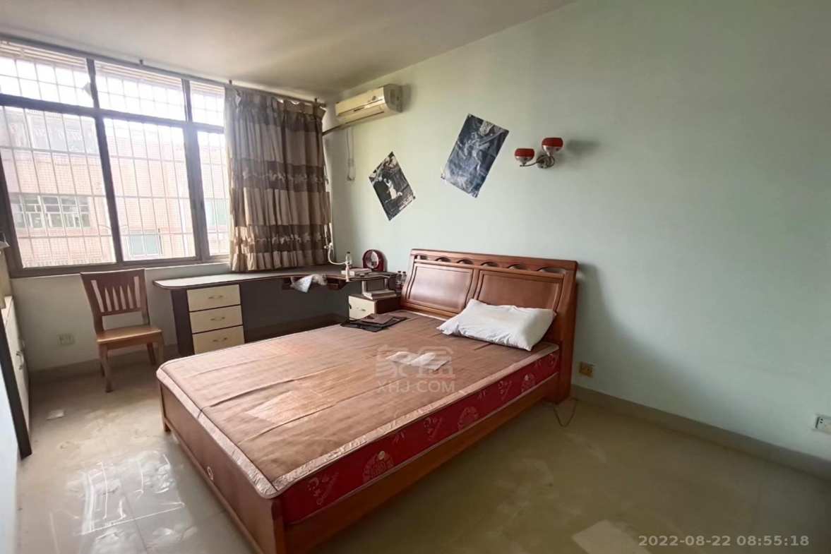 金泰园小区  3室2厅2卫    2000.0元/月室内图