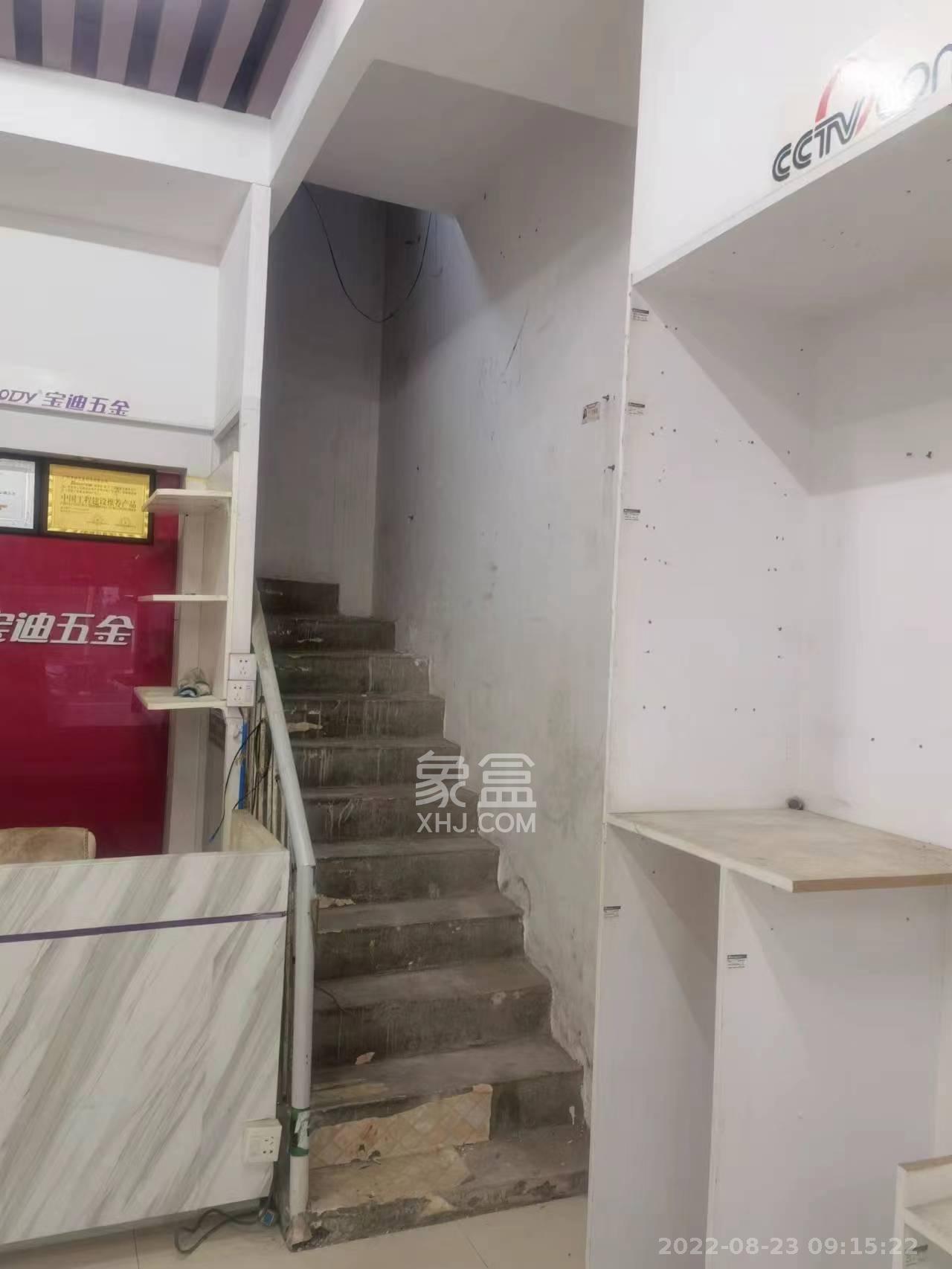 红旗商贸城   101.0㎡      2000.0元/月室内图