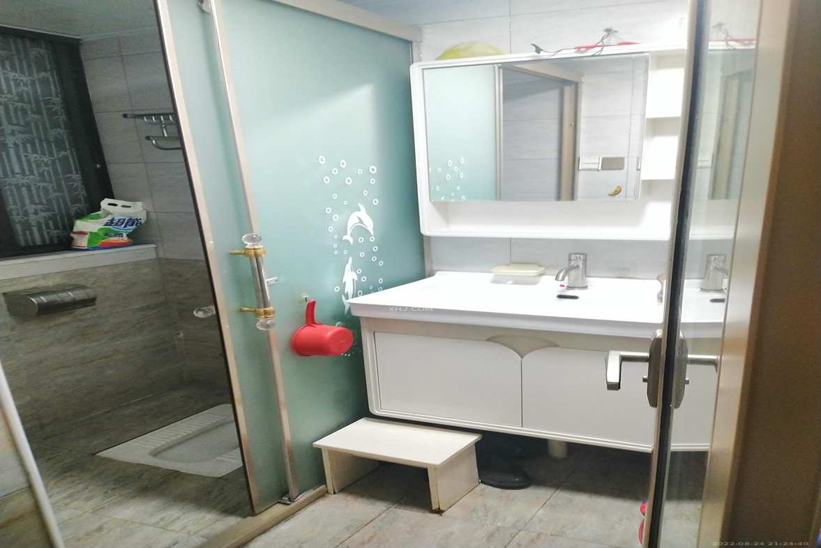 夏威夷碧水春城（碧桂园城市花园）  4室2厅2卫    3300.0元/月室内图