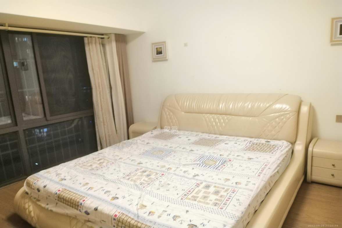 夏威夷碧水春城（碧桂园城市花园）  4室2厅2卫    3300.0元/月室内图