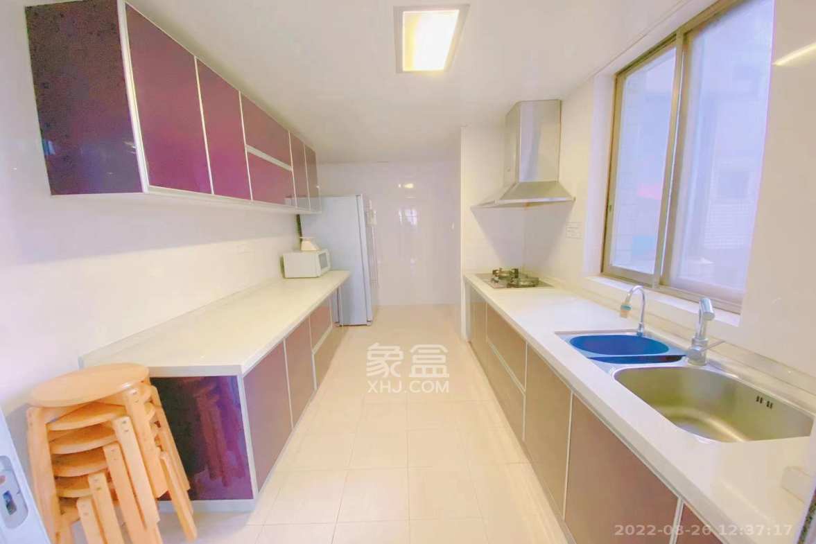 长丰源小区 4室2厅2卫 1000.0元/月 长丰源小区 4室2厅2卫 1000.0元/月室内图