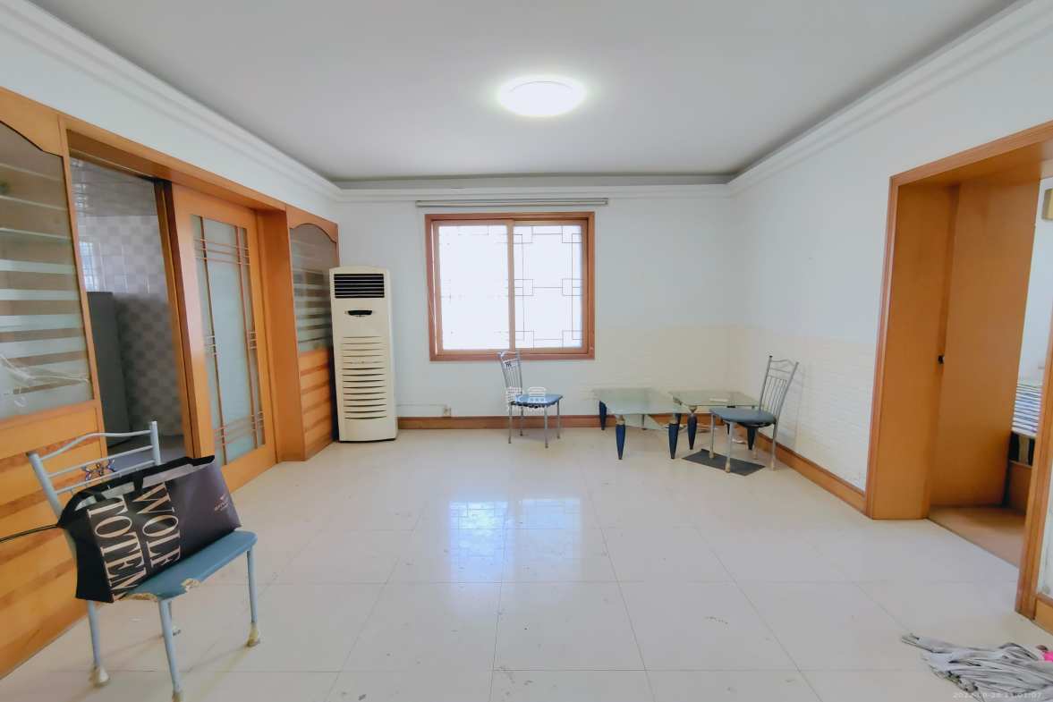 骆家坝小区 2室2厅1卫 1200.0元/月 骆家坝小区 2室2厅1卫 1200.0元/月室内图