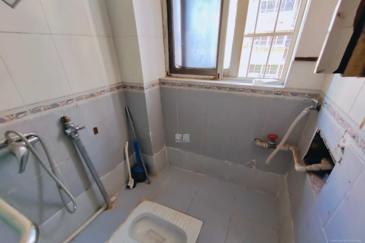 骆家坝小区 2室2厅1卫 1200.0元/月 骆家坝小区 2室2厅1卫 1200.0元/月室内图