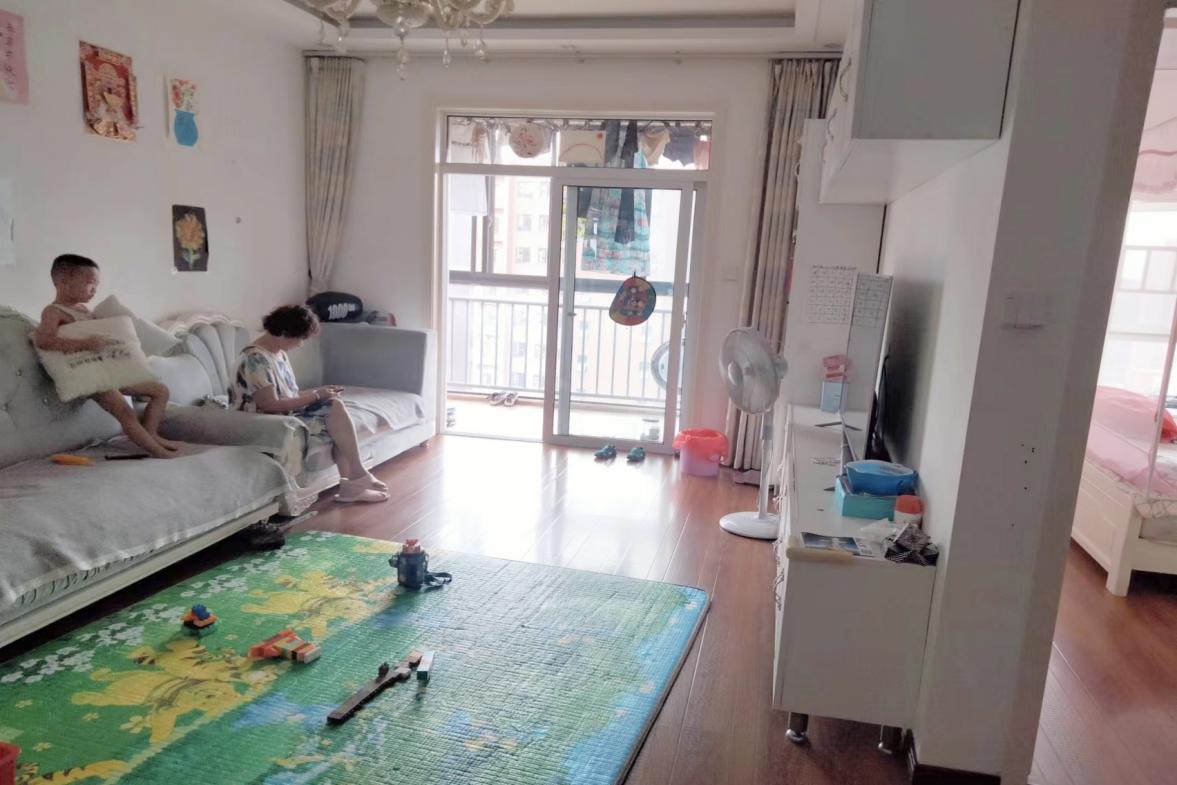 水晶郦都  2室2厅1卫   135.00万室内图1