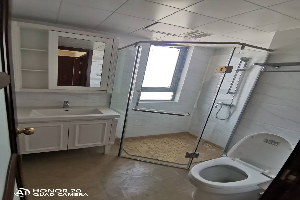 碧桂园娄星府  4室1厅2卫    105.0万客厅