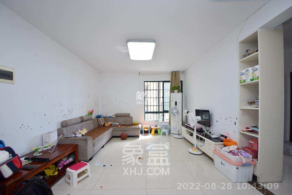 尊邸华庭  3室2厅1卫    2500.0元/月室内图