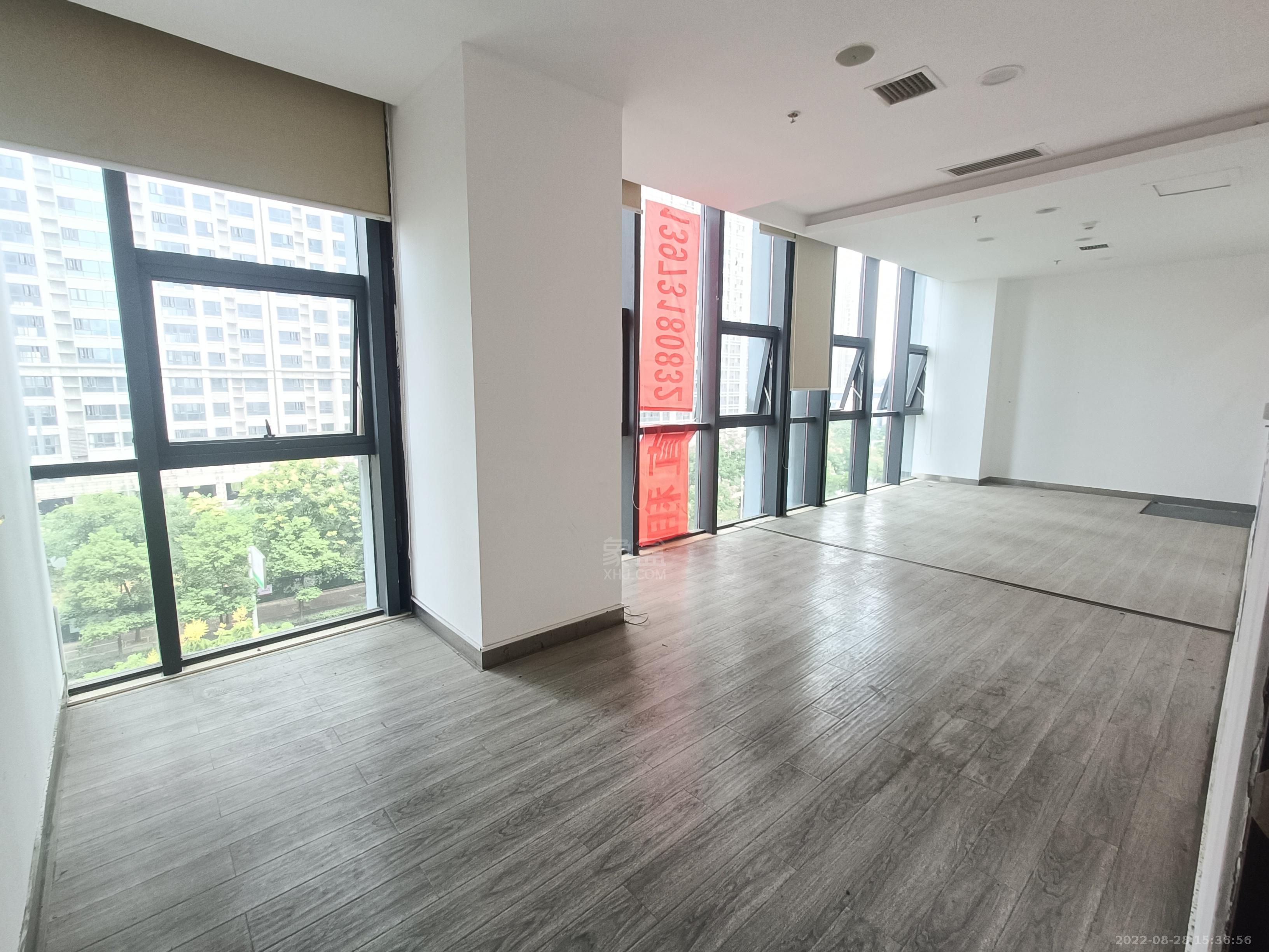 神农文化休闲街（华人街）   1292.81㎡      39000.0元/月室内图