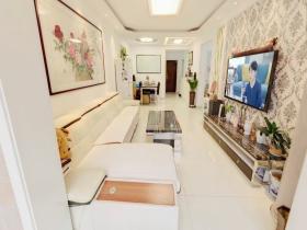 三迪枫丹  3室2厅2卫   245.00万