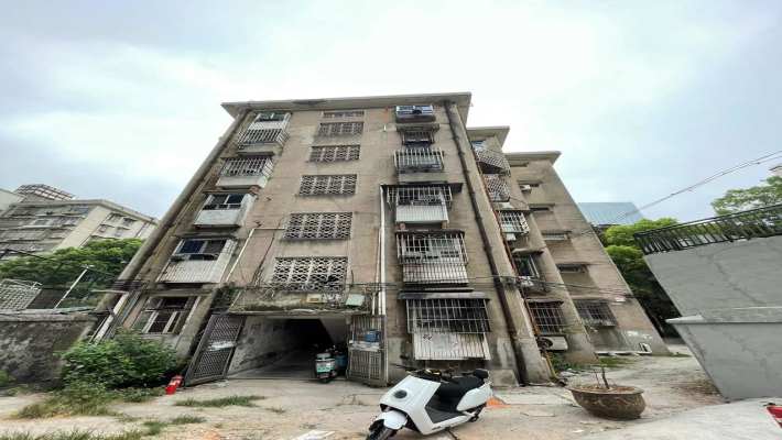 长沙市传染病医院职工宿舍室内图2