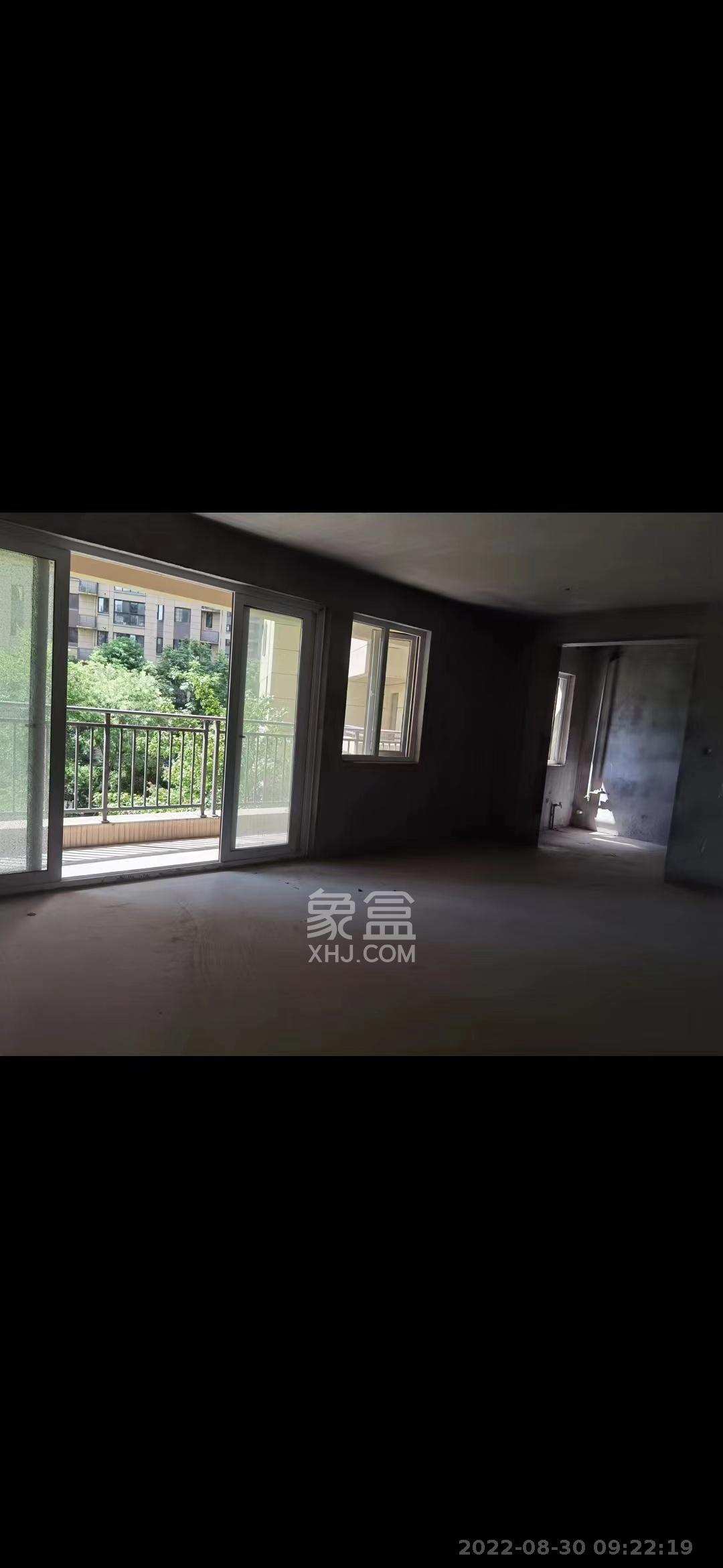 保利香槟国际  3室2厅2卫    1000.0元/月室内图1