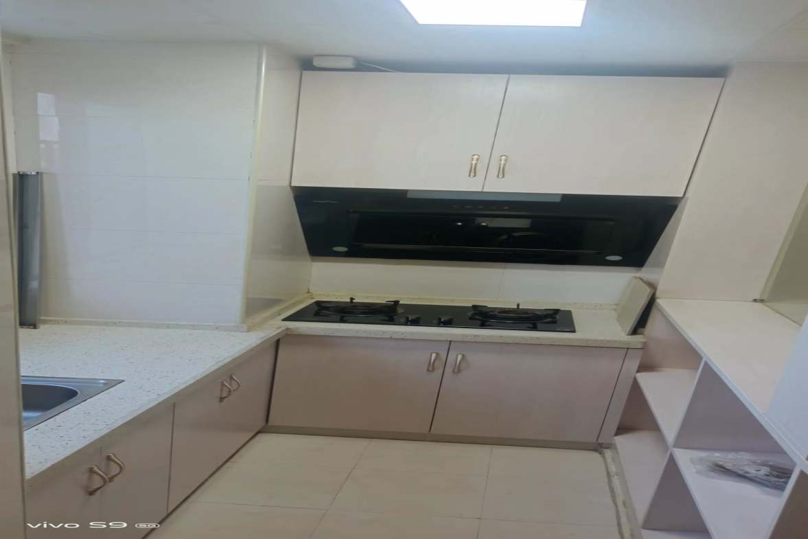 盛世时代广场  1室1厅1卫    1200.0元/月室内图