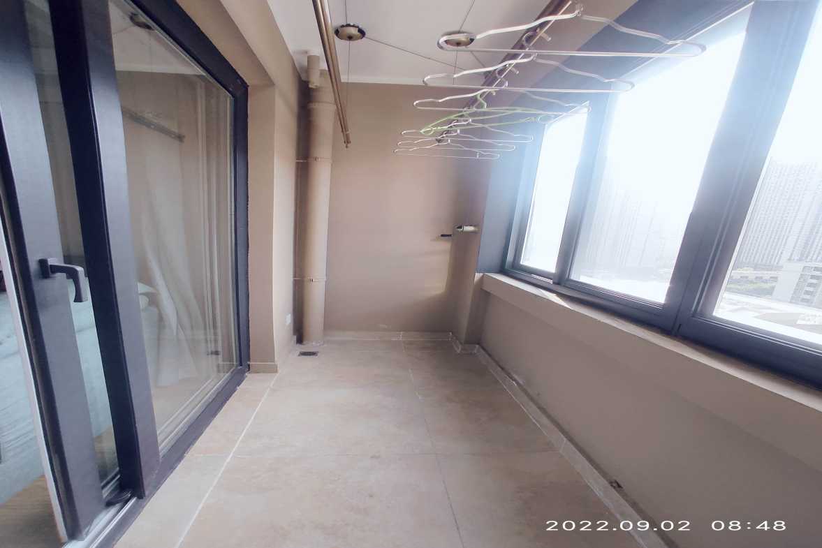 中海凯旋门  2室2厅1卫   3300.00元/月室内图