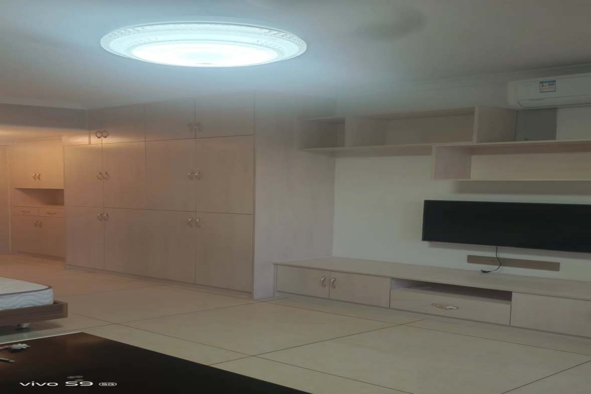 盛世时代广场  1室1厅1卫    1200.0元/月室内图