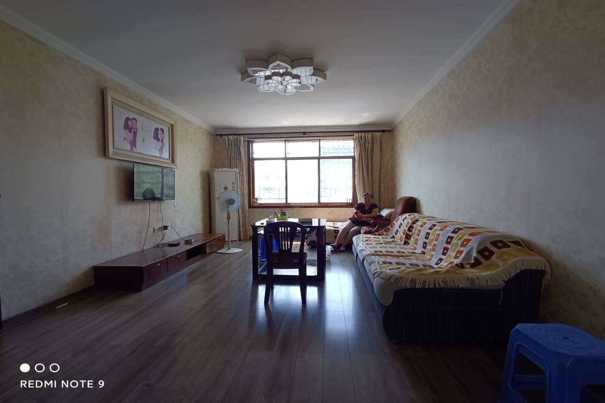 银海公寓  3室2厅2卫    92.0万户型图