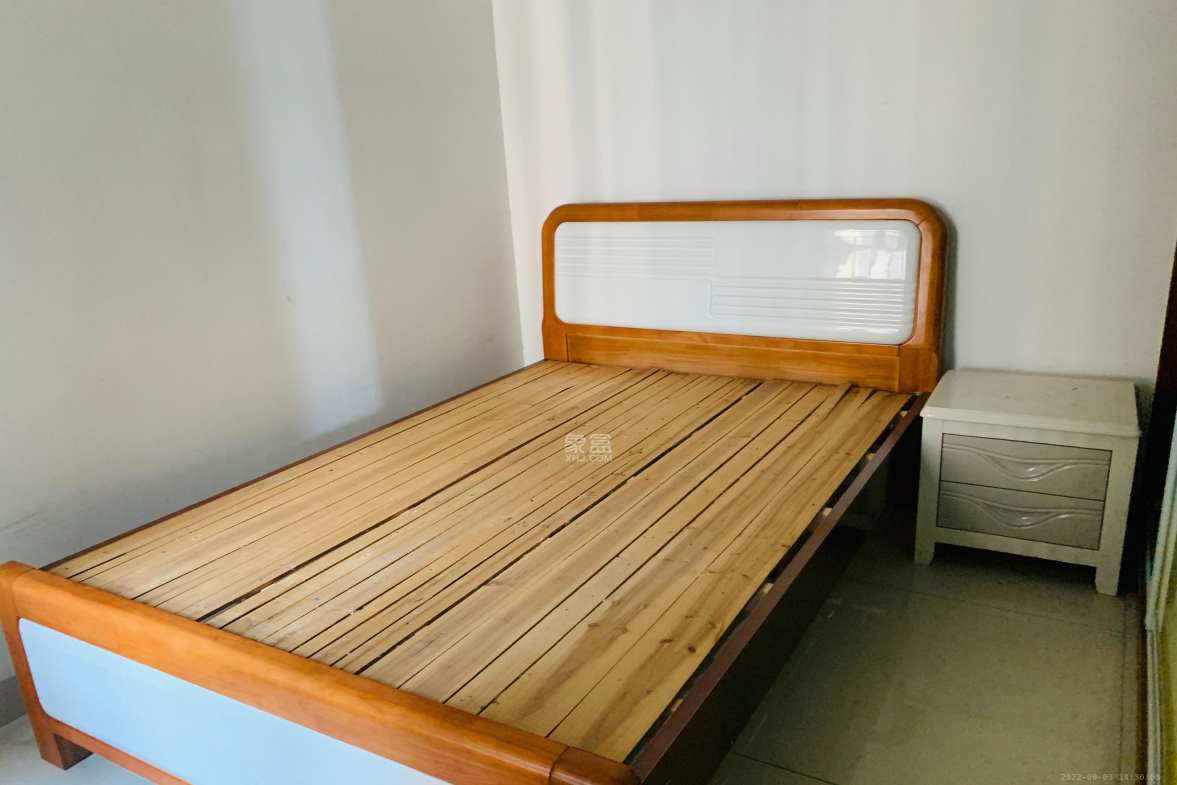 旭辉华庭  2室2厅1卫    1800.0元/月室内图