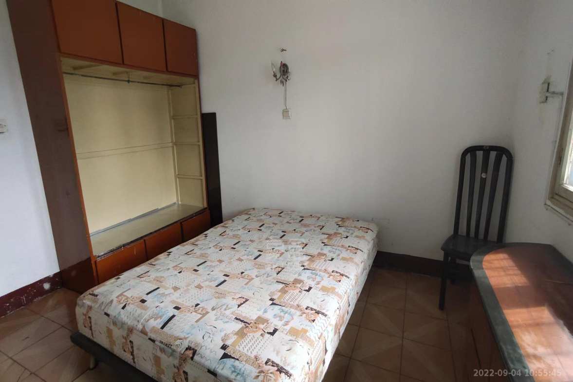 白石港散盘  3室1厅1卫    1000.0元/月室内图