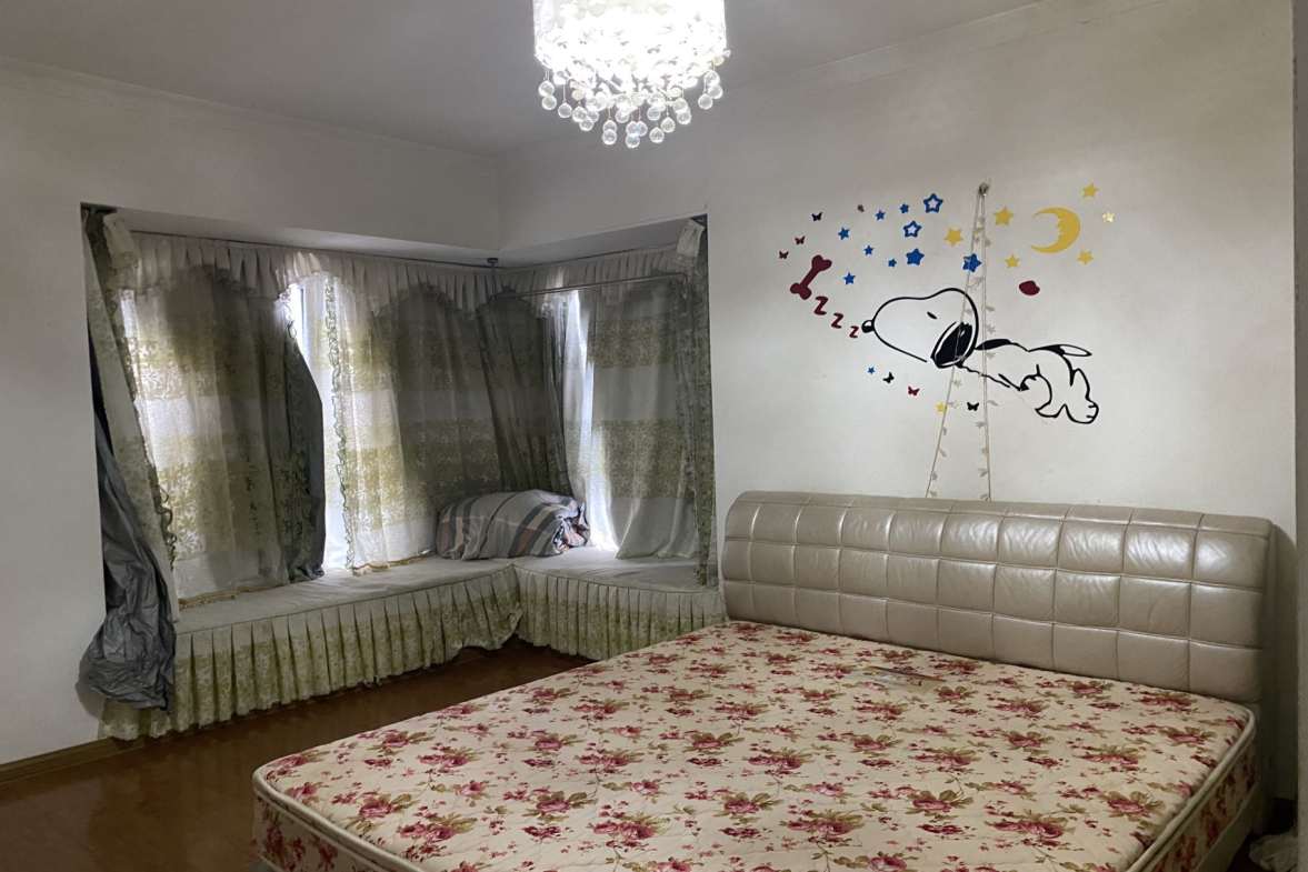 香格里拉  3室2厅2卫    2500.0元/月室内图