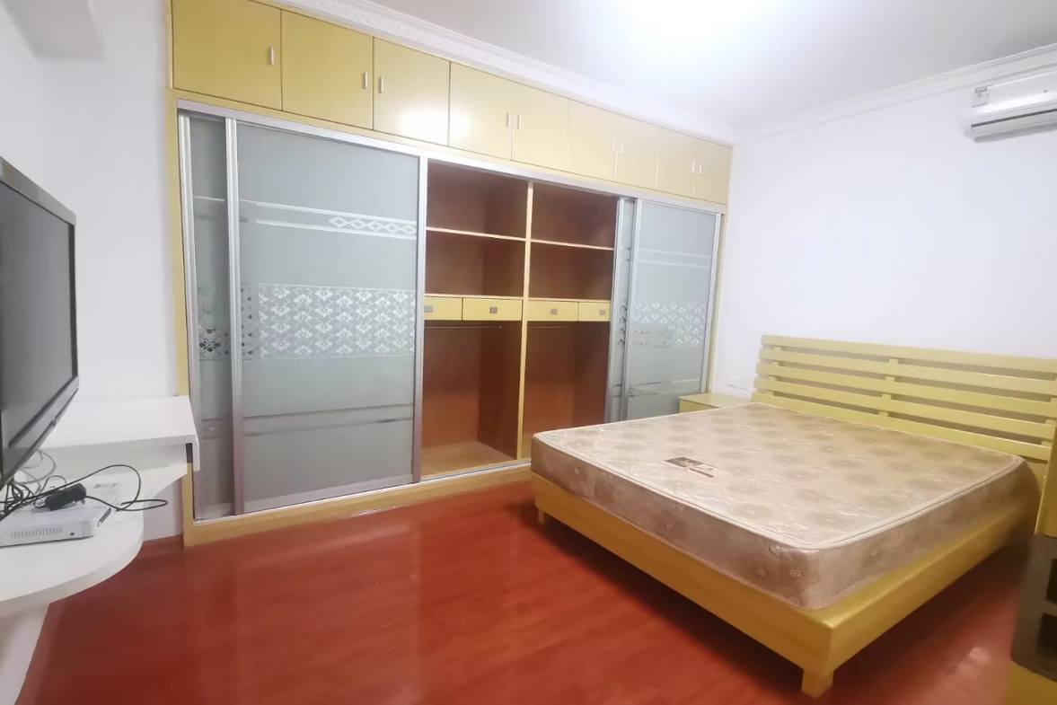 龙泰上品  2室1厅1卫    66.8万室内图